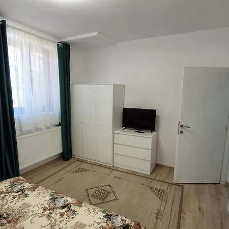 Andy Apartament Petrosani Exterior photo